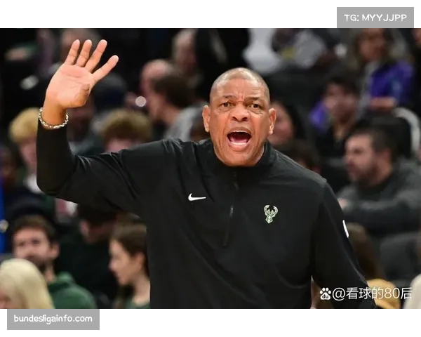 述评：雄鹿三连客仅取一胜，里弗斯承认“长途飞行与高强度比赛消耗巨大”。